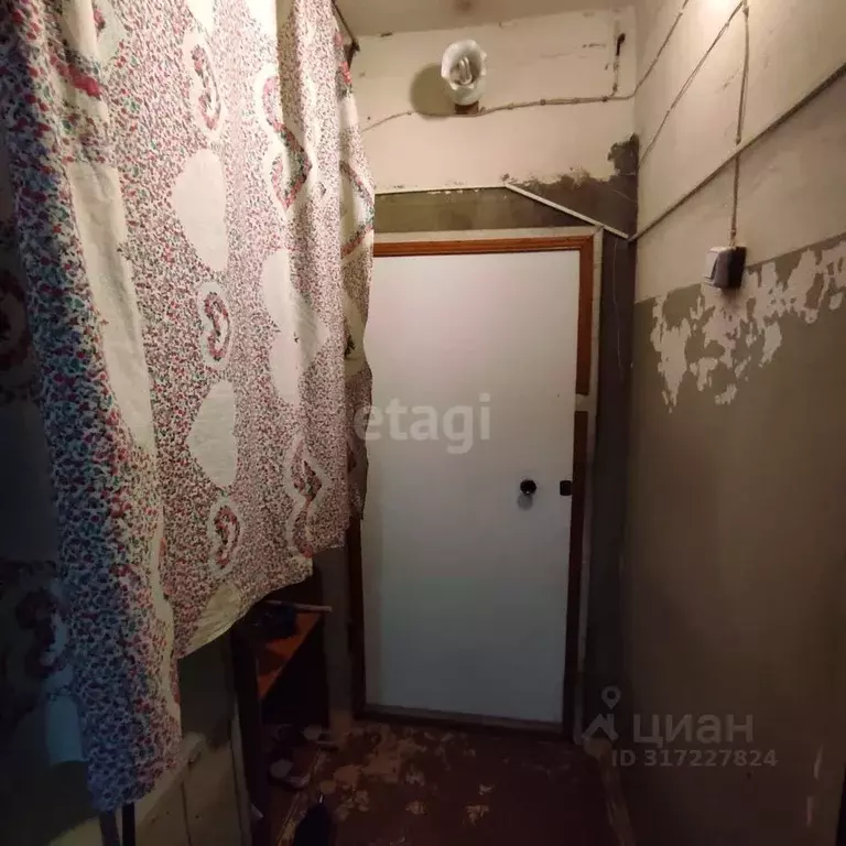 Комната Хабаровский край, Хабаровск ул. Джамбула, 34 (12.4 м) - Фото 1