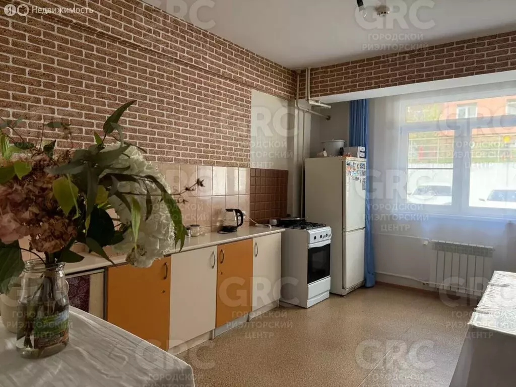 2-комнатная квартира: посёлок городского типа Красная Поляна, ... - Фото 1