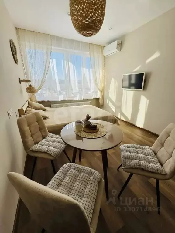 Студия Хабаровский край, Хабаровск ул. Виталия Бубенина, 1 (22.8 м) - Фото 1