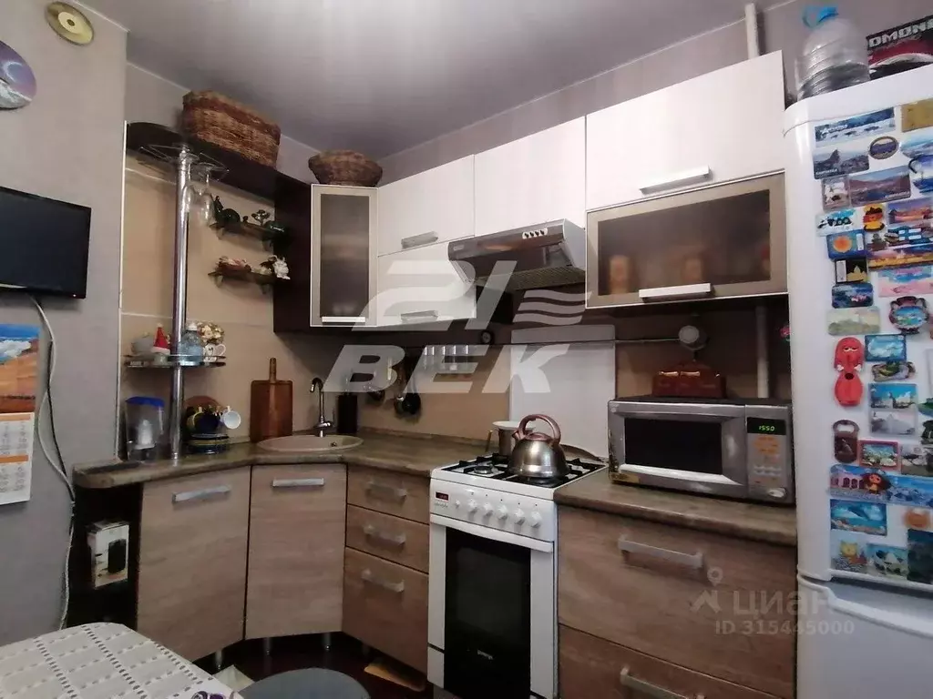 2-к кв. Курская область, Курск Союзная ул., 71Б (50.9 м) - Фото 0
