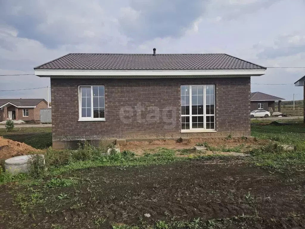 Дом в Башкортостан, Уфимский район, Дмитриевский сельсовет, д. ... - Фото 1