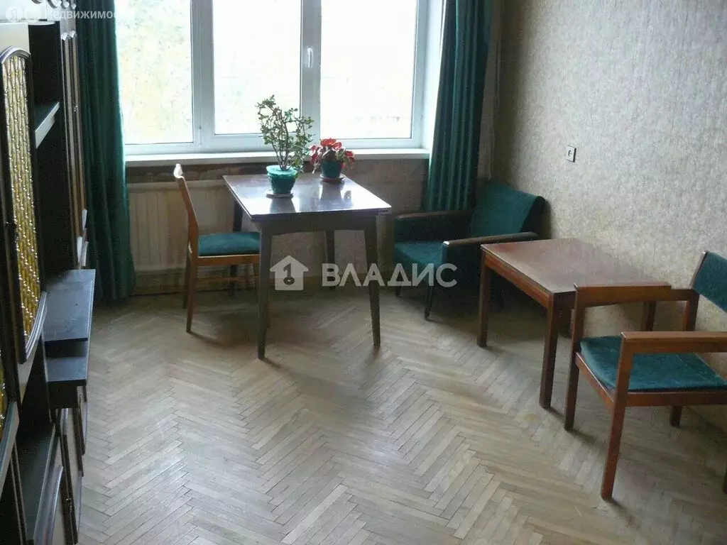 3-комнатная квартира: Санкт-Петербург, Пражская улица, 33 (60.5 м) - Фото 1