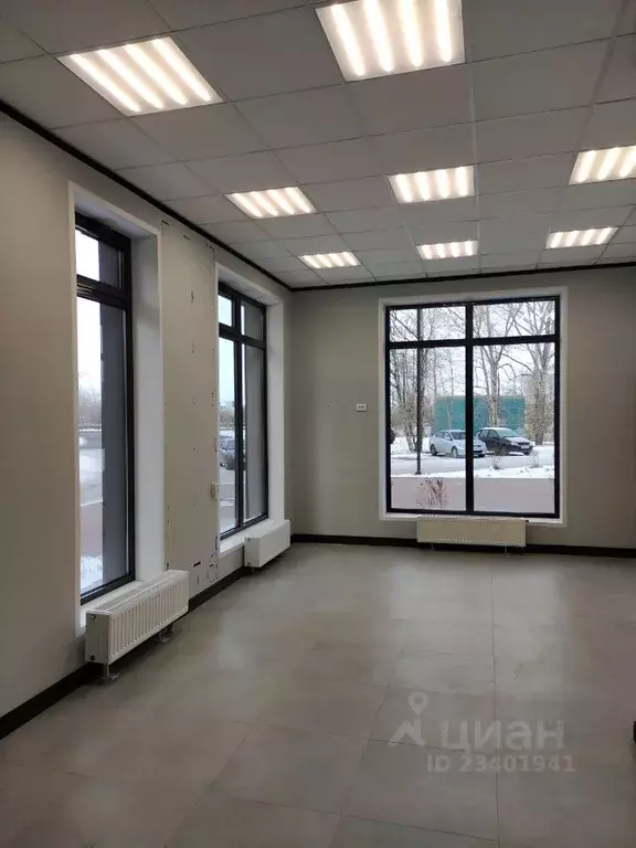 Торговая площадь в Тюменская область, Тюмень ул. 2-я Луговая, 24к3 (61 ... - Фото 0