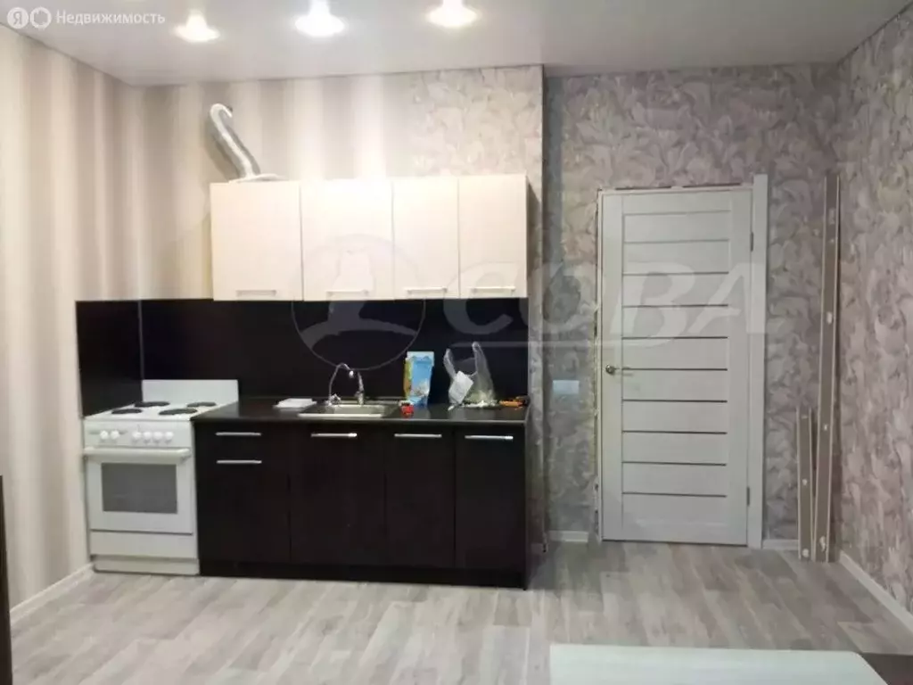 1-комнатная квартира: Тюмень, улица Фармана Салманова, 12 (43.2 м) - Фото 0