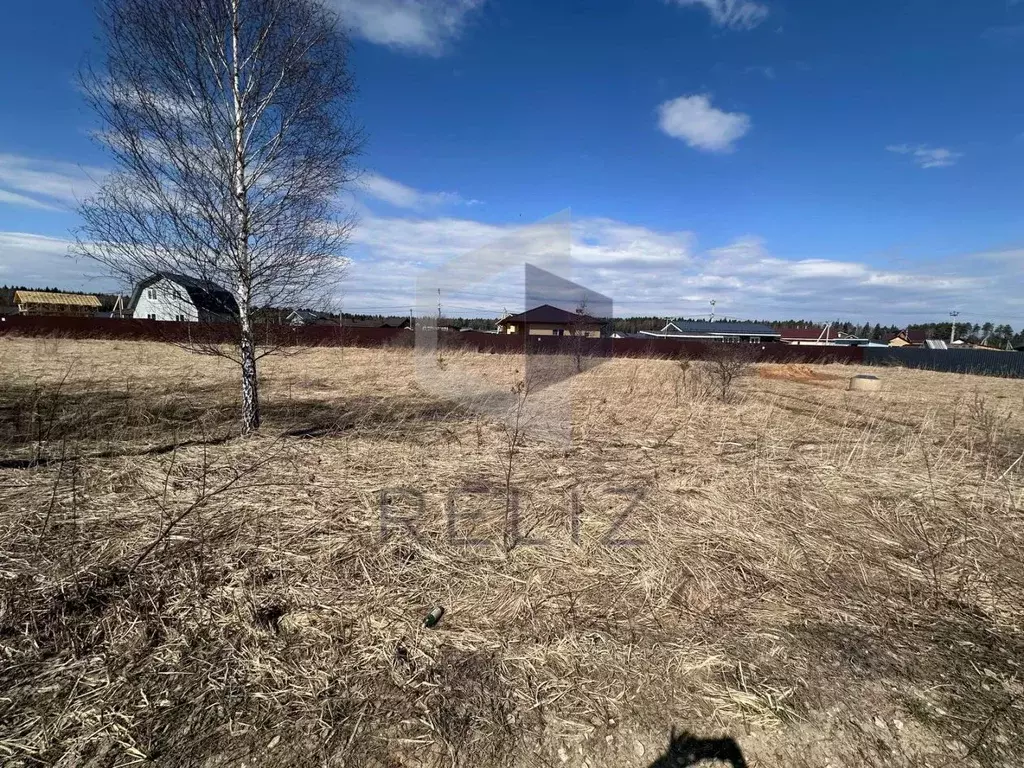 Участок в Московская область, Наро-Фоминский городской округ, д. ... - Фото 0