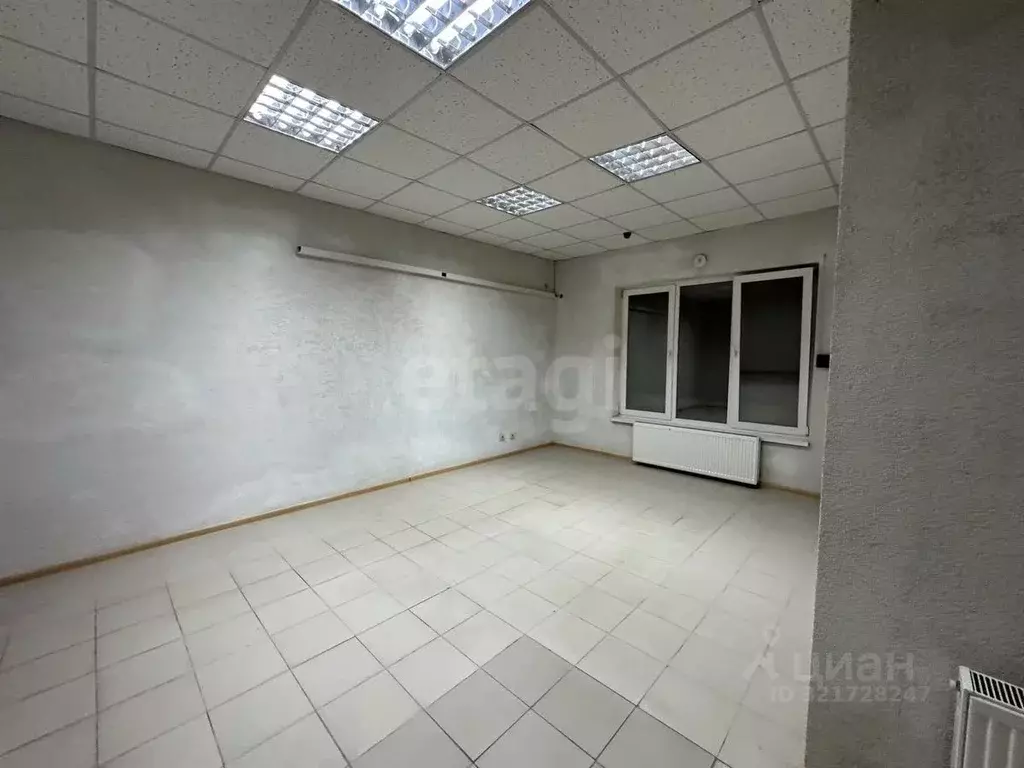 Торговая площадь в Крым, Симферополь ул. Киевская (75 м) - Фото 1