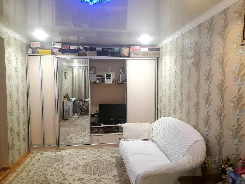 1-к кв. Саратовская область, Саратов просп. Строителей, 70а (32.0 м) - Фото 0