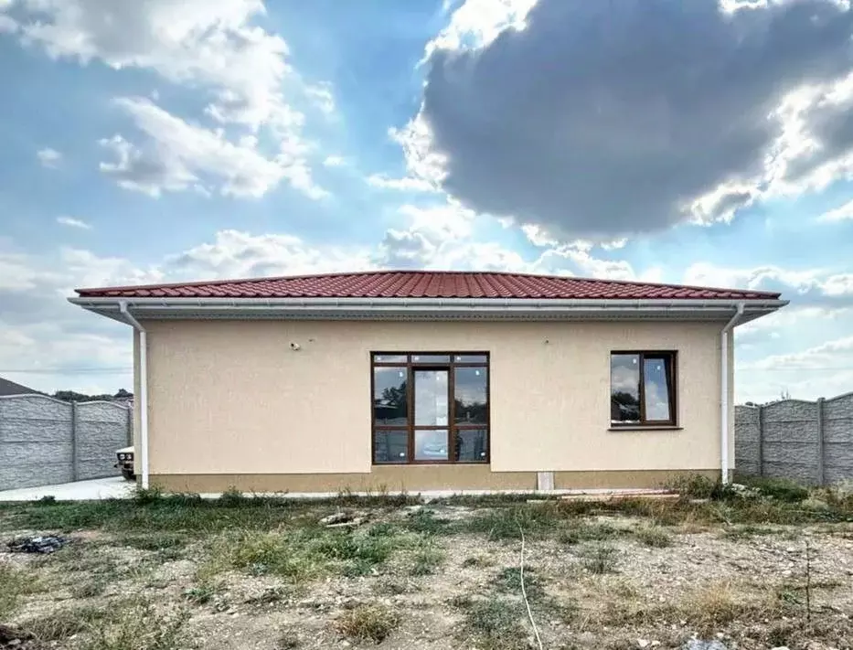 Дом в Крым, Симферопольский район, с. Доброе ул. А. Сеитмеметова (110 ... - Фото 0