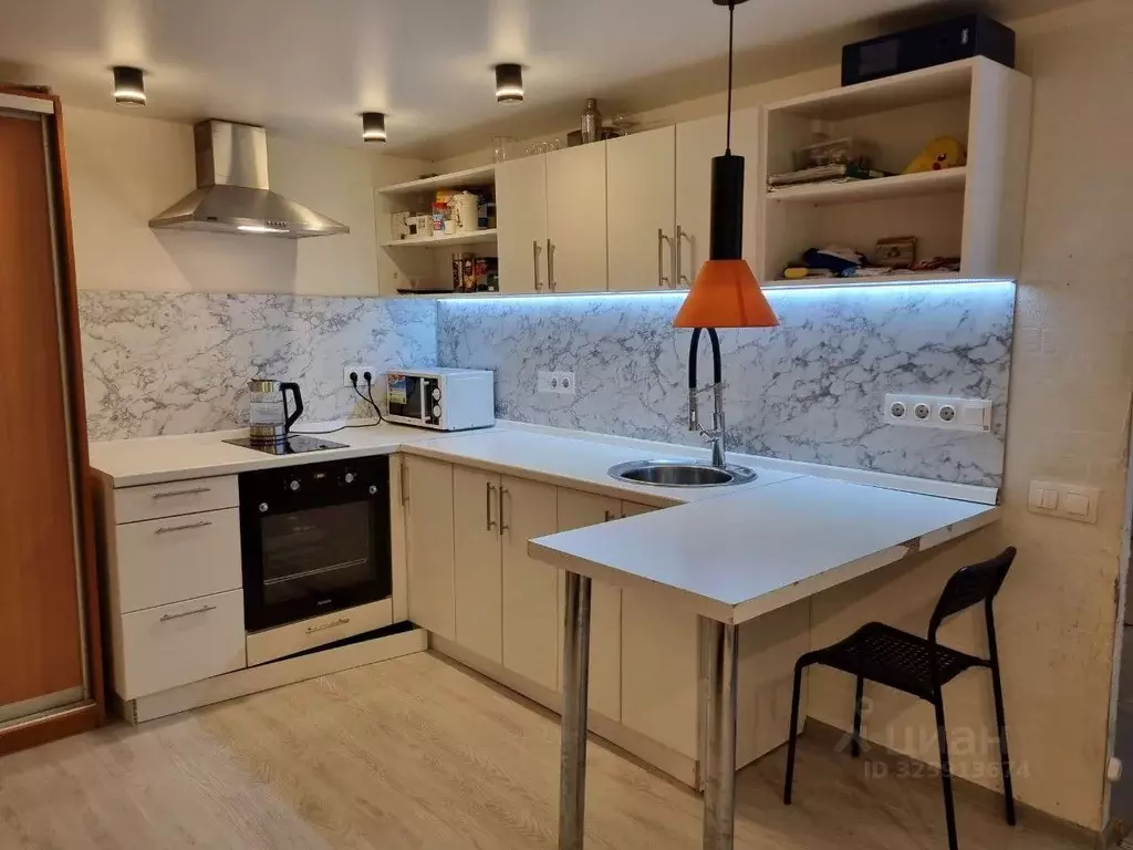 Студия Нижегородская область, Нижний Новгород ул. Красных Зорь, 22 ... - Фото 1