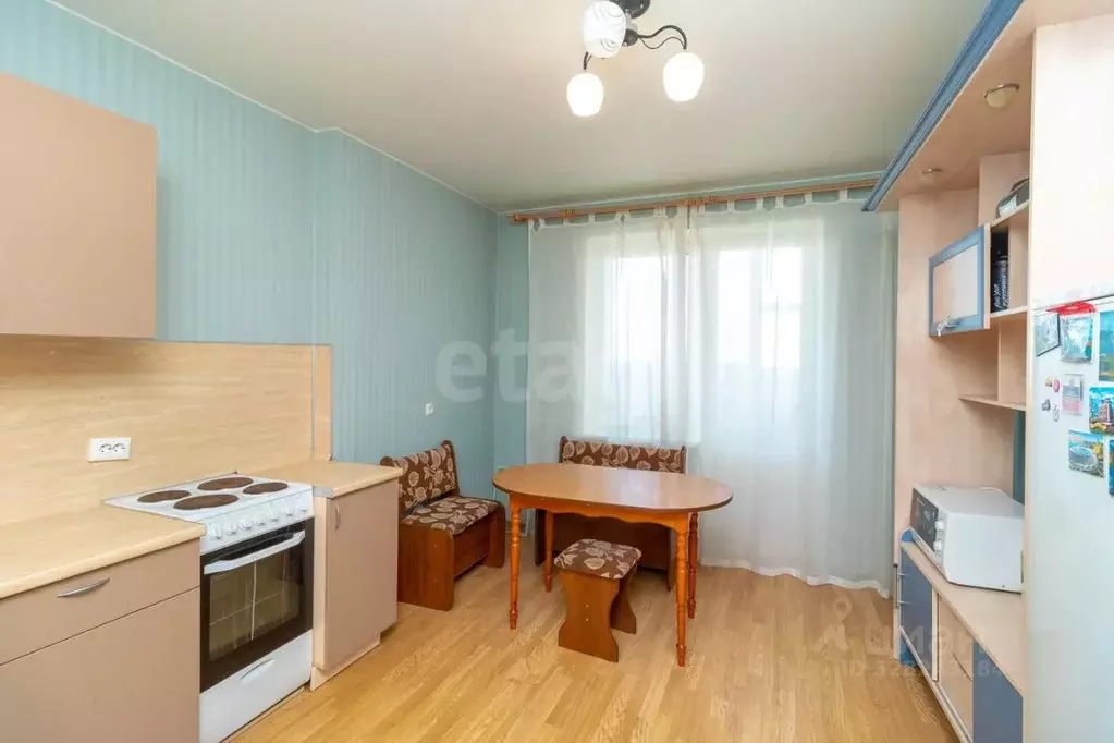 1-к кв. Тюменская область, Тюмень Заречный проезд, 41 (47.0 м) - Фото 1