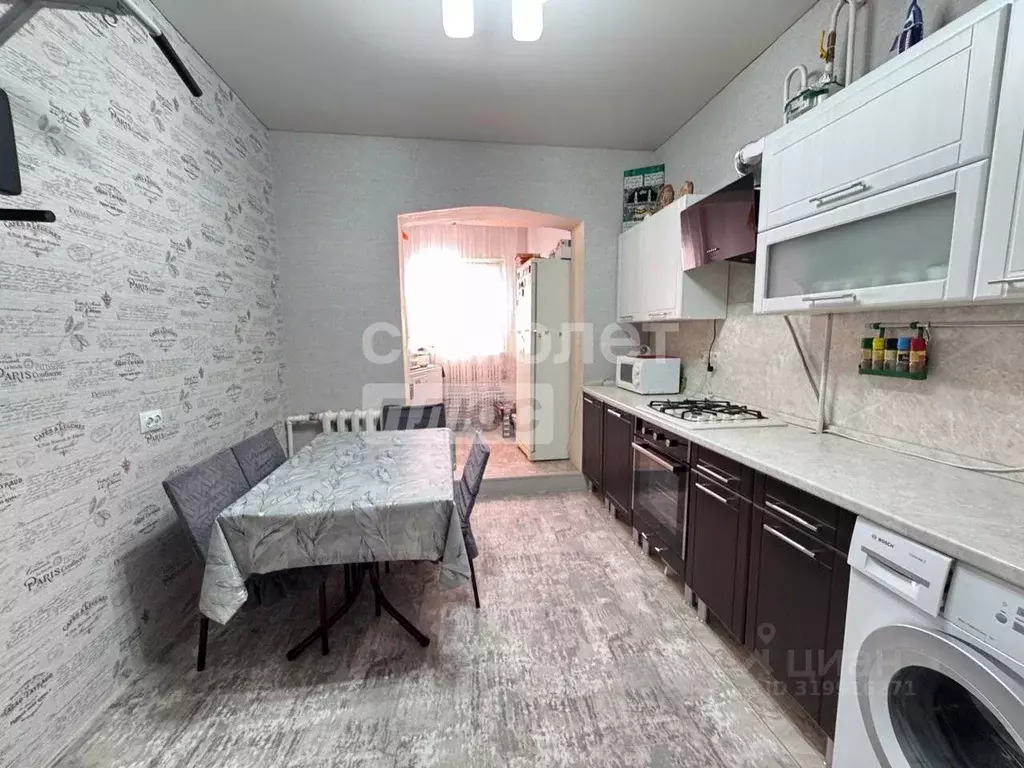 2-к кв. Астраханская область, Астрахань Имени Бабаевского мкр, ул. ... - Фото 1