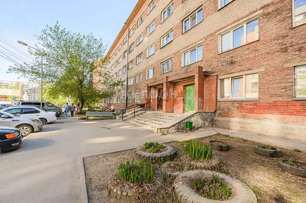 Комната Новосибирская область, Новосибирск ул. Ольги Жилиной, 90 (15.0 ... - Фото 1