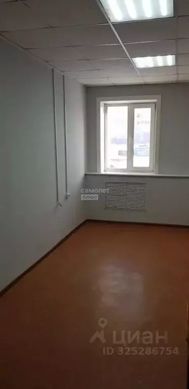 Офис в Сахалинская область, Южно-Сахалинск просп. Мира, 1Ж (15 м) - Фото 2