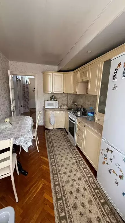 4-к. квартира, 100 м, 4/5 эт. - Фото 0