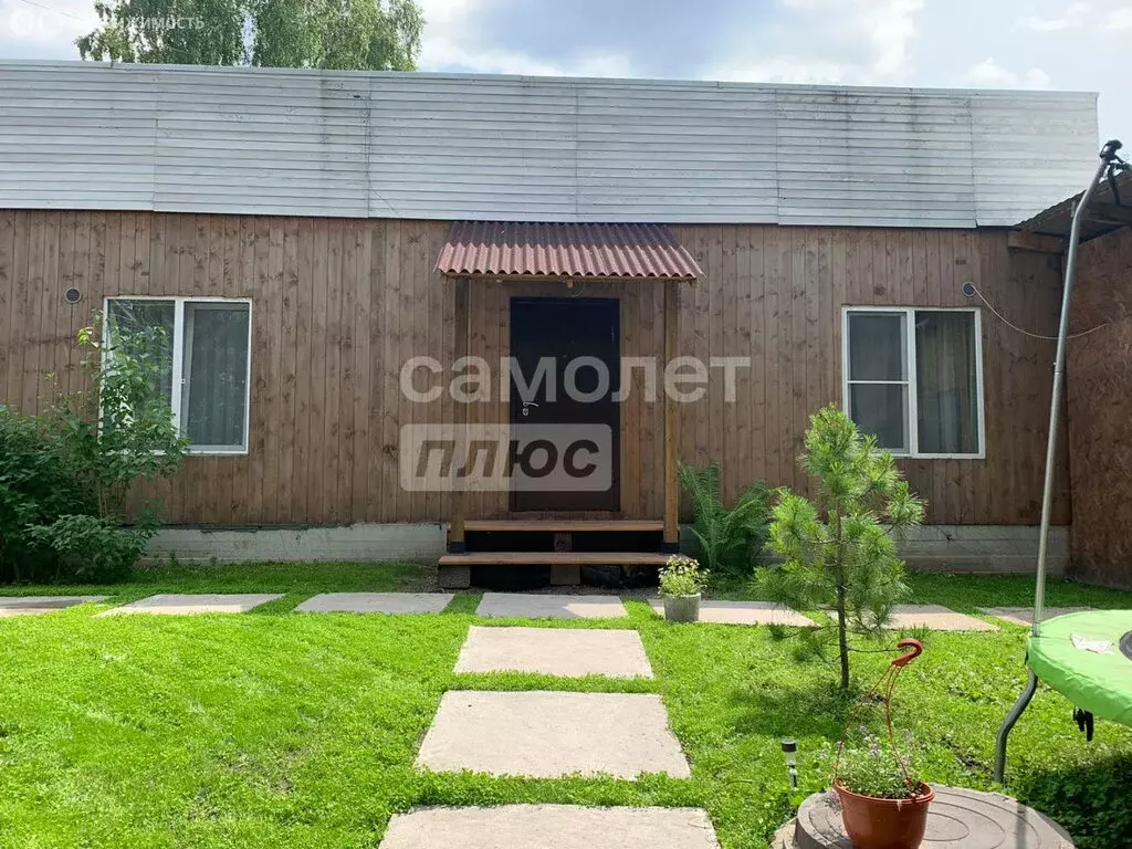 Дом в Новосибирск, улица Советской Сибири, 24 (90 м) - Фото 1