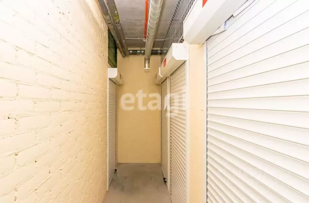 Склад в Тюменская область, Тюмень ул. Фармана Салманова, 14 (3 м) - Фото 1