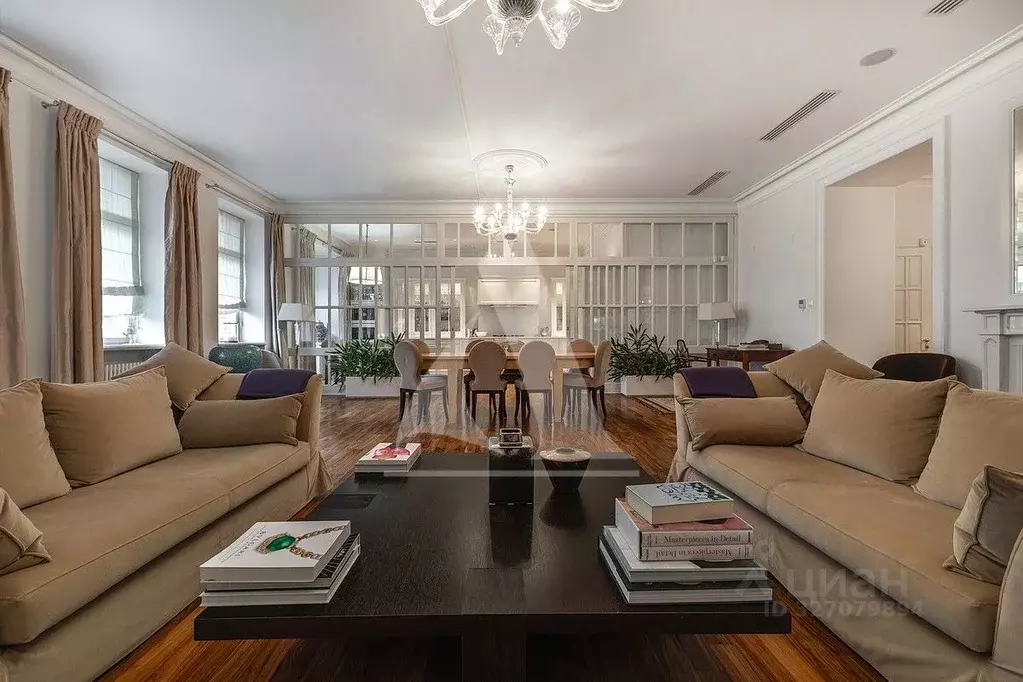 3-к кв. Санкт-Петербург Таврическая ул., 11 (189.5 м) - Фото 1