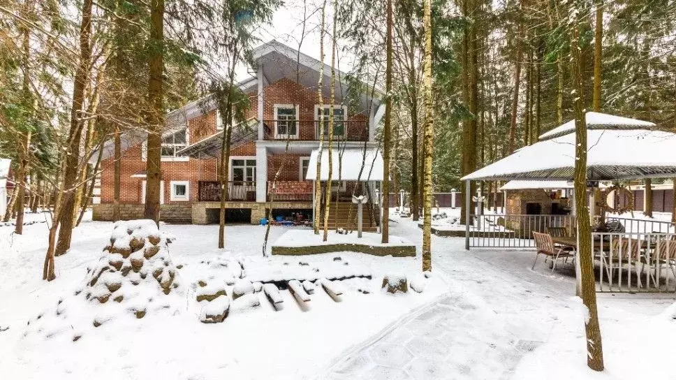 Коттедж в Московская область, Наро-Фоминский городской округ, д. ... - Фото 2