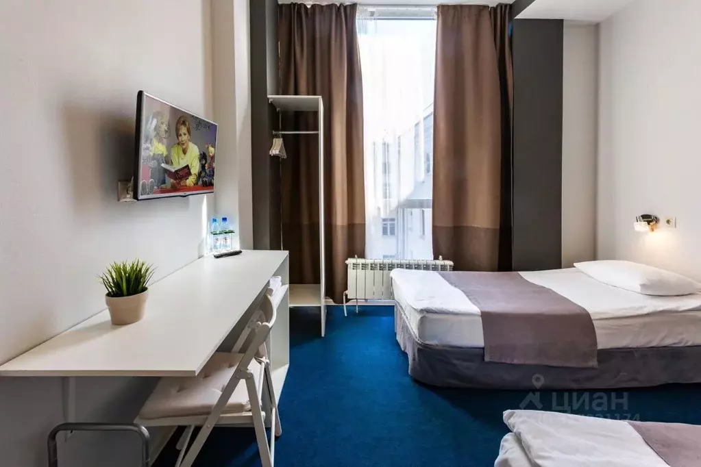 Комната Тюменская область, Тюмень ул. Республики, 49 (19.0 м) - Фото 1