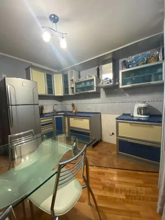 3-к кв. Белгородская область, Губкин Севастопольская ул., 57А (73.0 м) - Фото 2