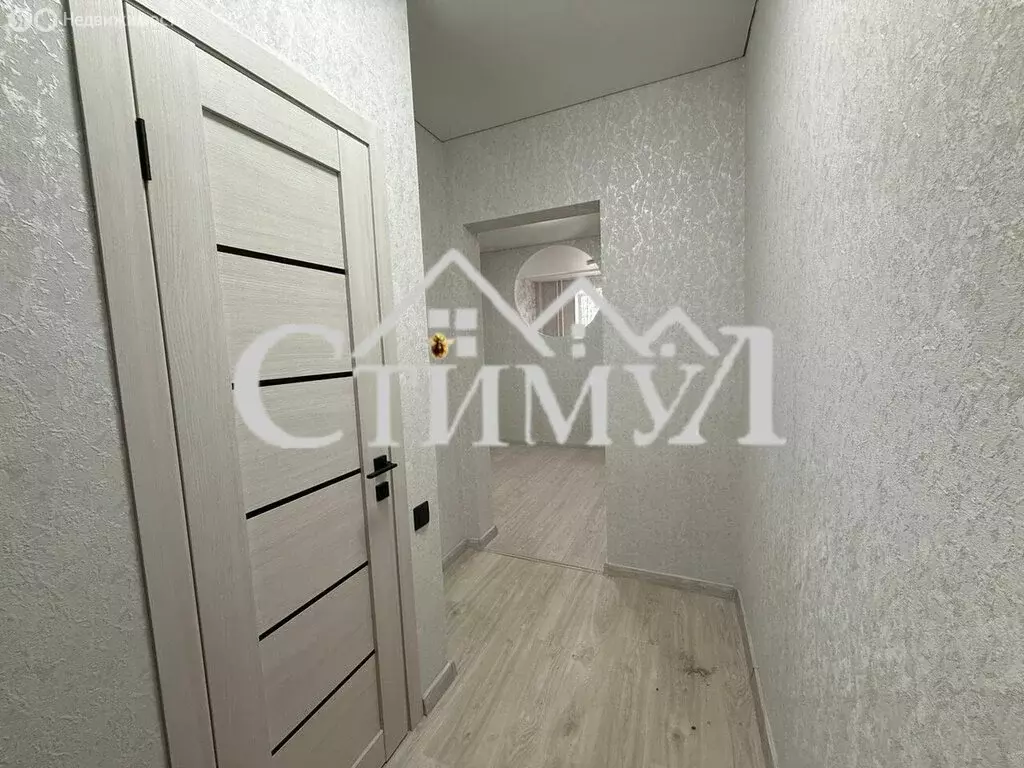 Квартира-студия: Абакан, улица Ивана Ярыгина, 21 (26.2 м) - Фото 1
