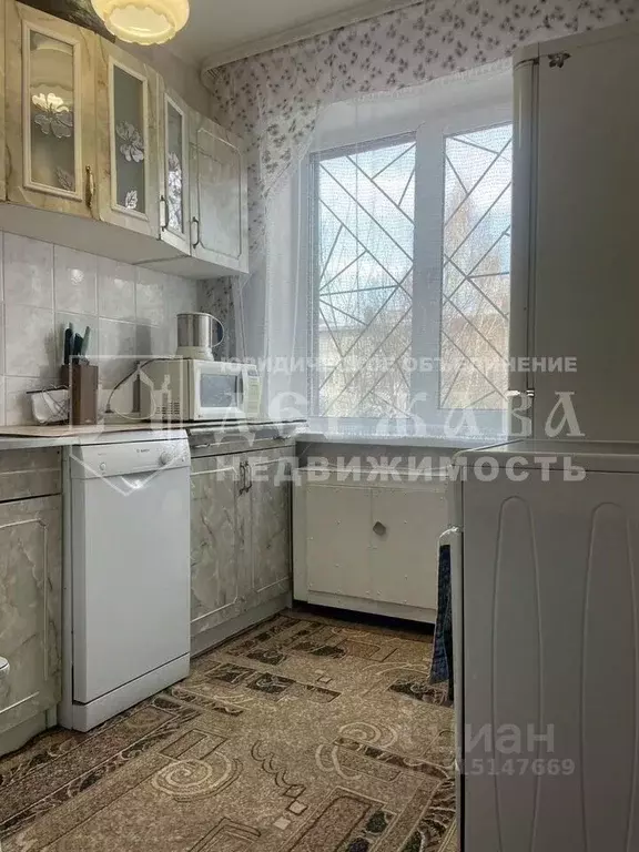 2-к кв. Кемеровская область, Кемерово бул. Строителей, 16 (44.0 м) - Фото 0