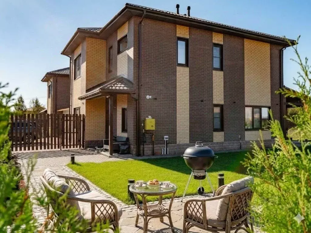 Коттедж в Ленинградская область, Всеволожский район, Агалатовское ... - Фото 1