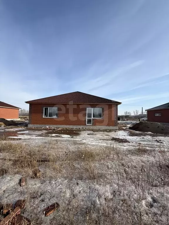 Дом в Амурская область, Белогорск ул. Цветочная (140 м) - Фото 1