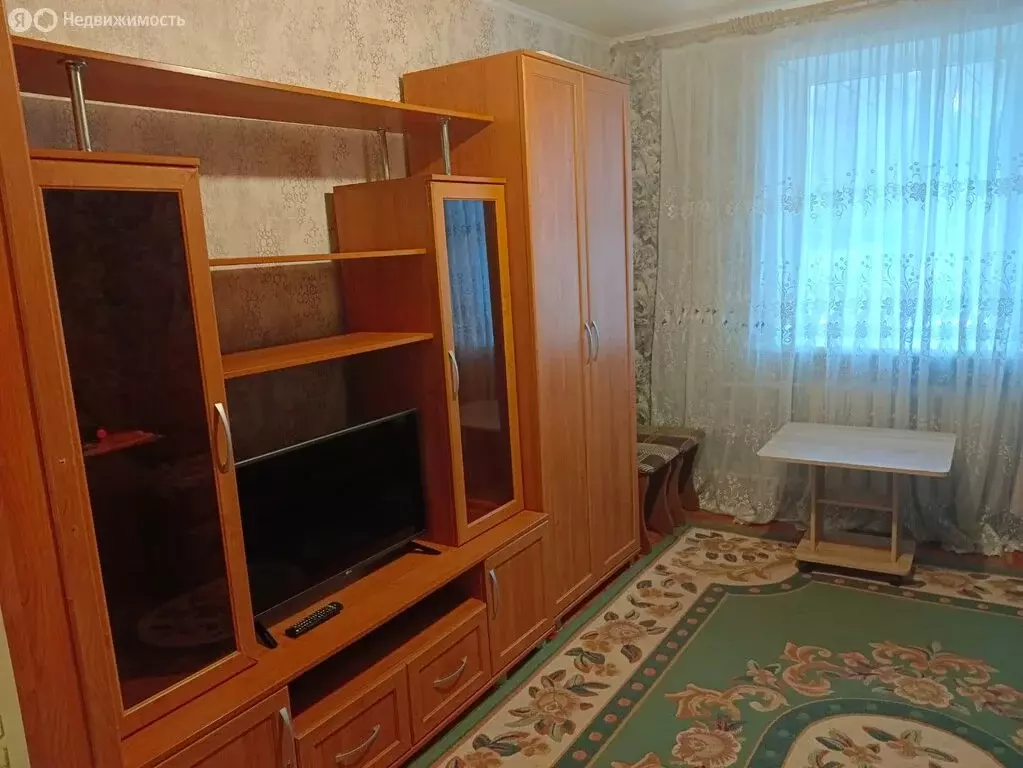 Квартира-студия: Таганрог, улица Толбухина, 1-3 (18 м) - Фото 1