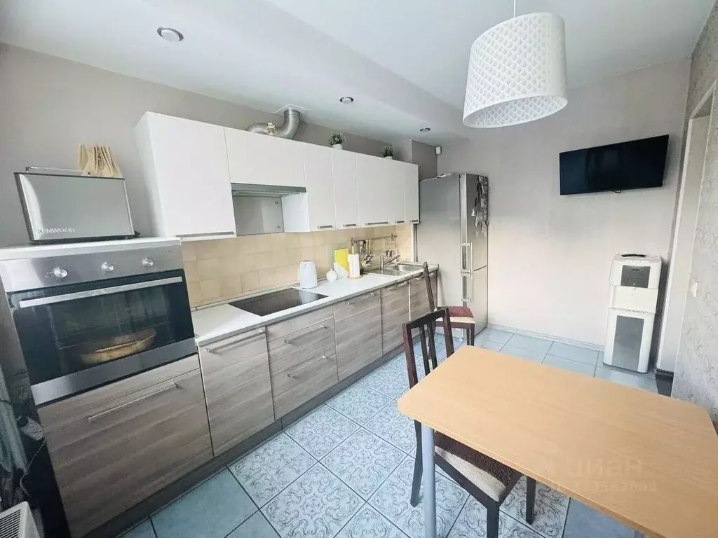 2-к кв. Иркутская область, Иркутск ул. Карла Либкнехта, 202 (77.3 м) - Фото 1