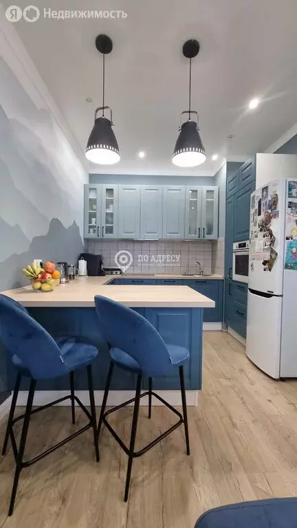 4-комнатная квартира: Саратов, Шелковичная улица, 210Б (152 м) - Фото 1