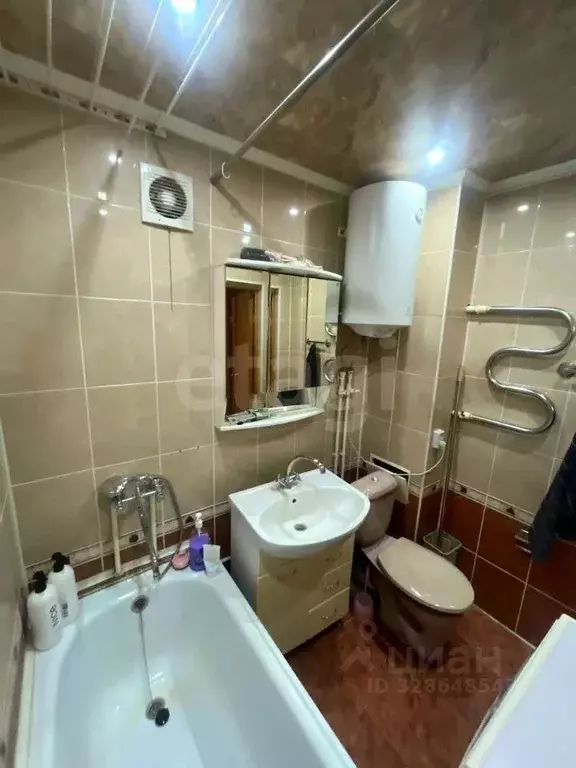 1-к кв. Башкортостан, Салават Ленинградская ул., 93 (43.0 м) - Фото 1