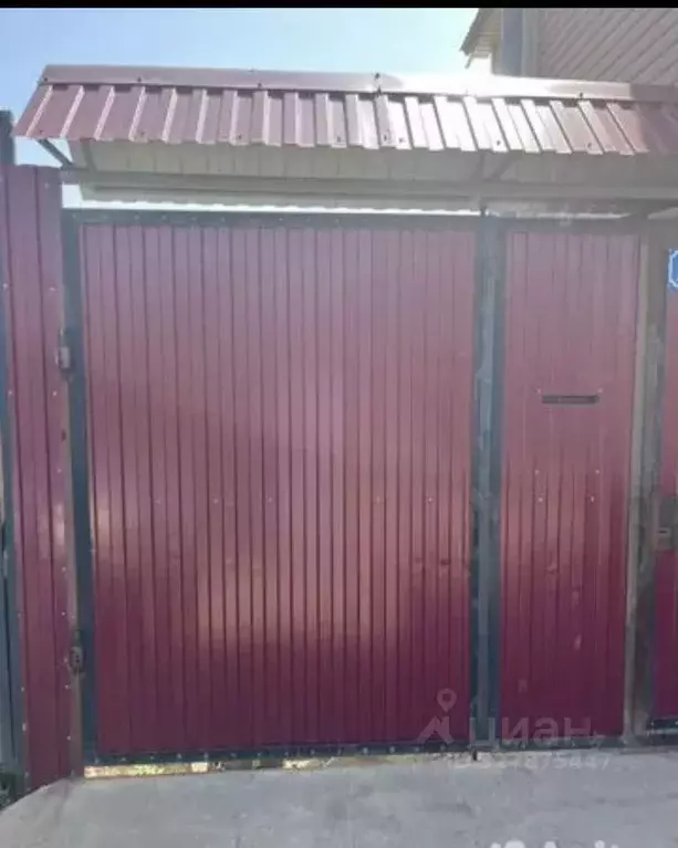 Дом в Оренбургская область, Оренбург Новгородская ул., 49 (50 м) - Фото 1