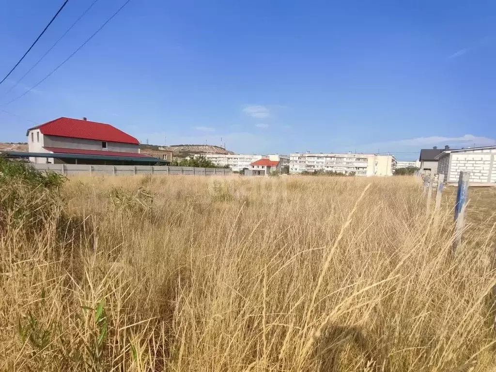 Участок в Крым, Феодосия ул. Ворун (6.2 сот.) - Фото 1