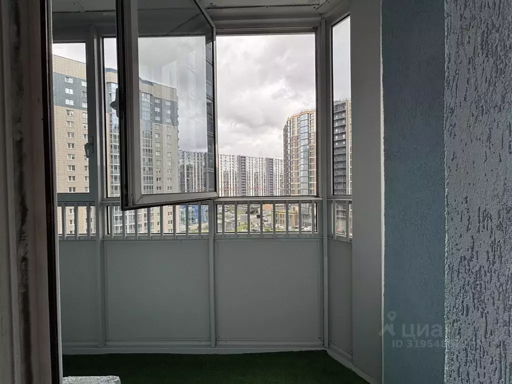 Студия Санкт-Петербург бул. Александра Грина, 2к1 (30.0 м) - Фото 1