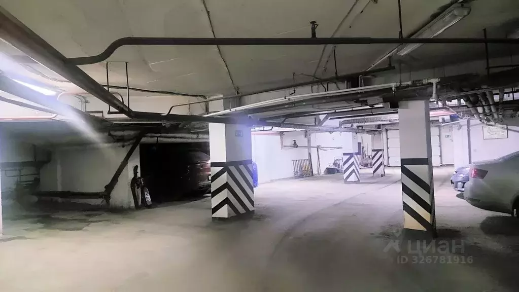 Гараж в Свердловская область, Екатеринбург ул. Машинная, 31Ж (14 м) - Фото 1