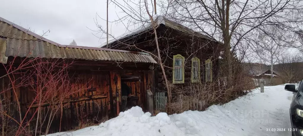 Дом в Пермский край, Кунгурский муниципальный округ, д. Подкаменное  ... - Фото 0