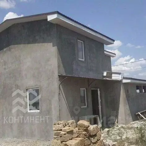 Дом в Крым, Сакский район, Суворовское с/пос, Нарцисс ОК 13 (160 м) - Фото 1
