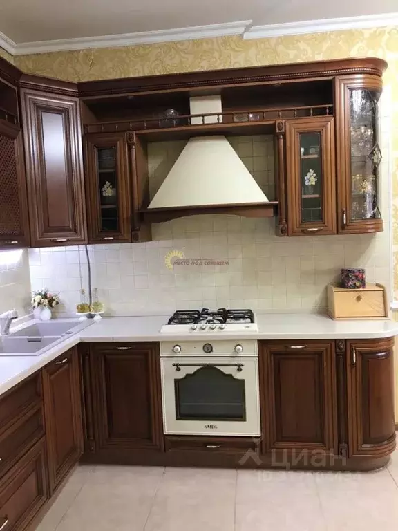 Дом в Краснодарский край, Ейск Цветочная ул. (260 м) - Фото 1
