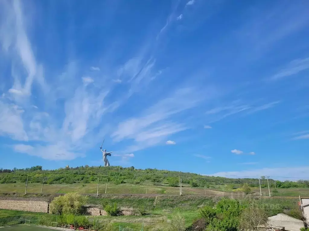 2-к кв. Волгоградская область, Волгоград ул. Базарова, 2 (63.0 м) - Фото 0