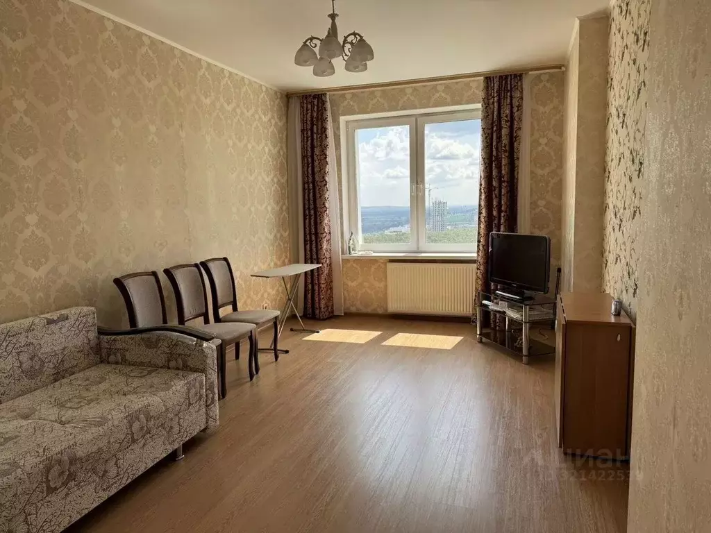 1-к кв. Башкортостан, Уфа ул. Глумилинская, 4 (42.1 м) - Фото 1