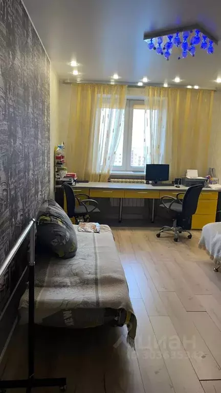 2-к кв. Ямало-Ненецкий АО, Новый Уренгой Юбилейный мкр, 2/5А (72.1 м) - Фото 1