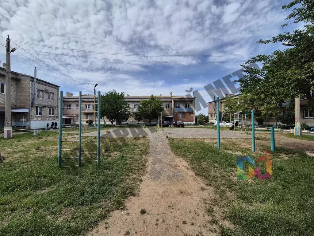 2-к кв. Калмыкия, Целинный район, с. Вознесеновка ул. Жилмассив, 3 ... - Фото 1