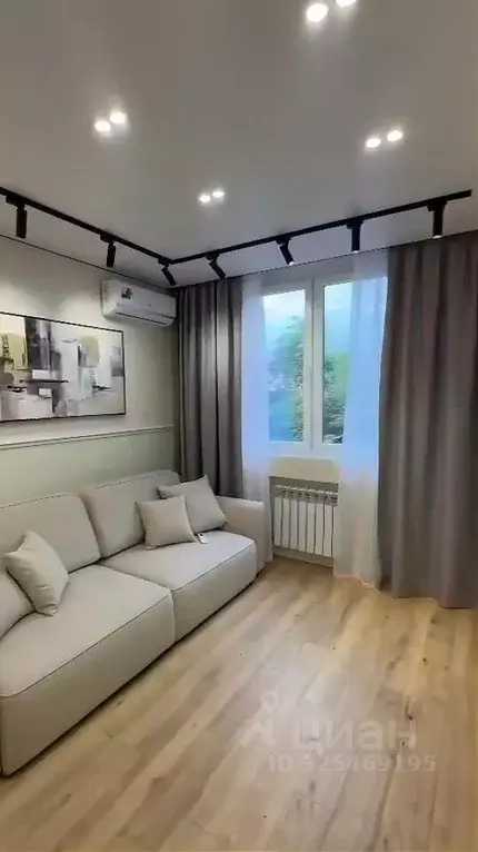 2-к кв. Краснодарский край, Сочи Завокзальный мкр, пер. Трунова, 6с1 ... - Фото 2