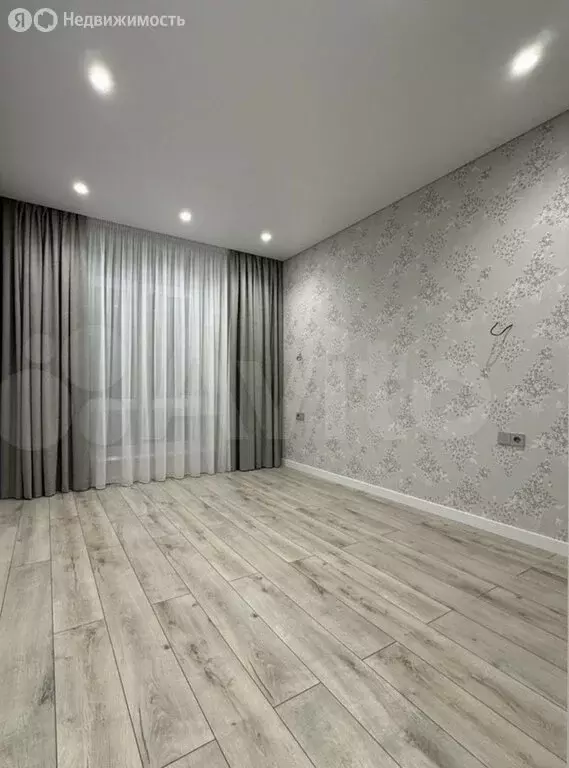 2-комнатная квартира: Владикавказ, улица Астана Кесаева, 44 (78 м) - Фото 1