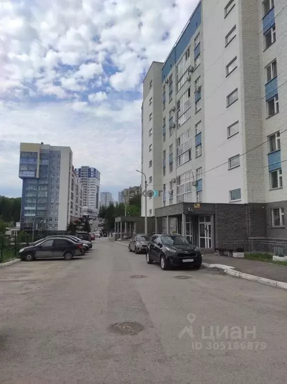 3-к кв. Башкортостан, Уфа ул. Глумилинская, 2 (71.2 м) - Фото 0