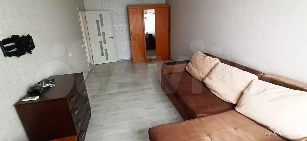 2-к. квартира, 60 м, 5/5 эт. - Фото 1