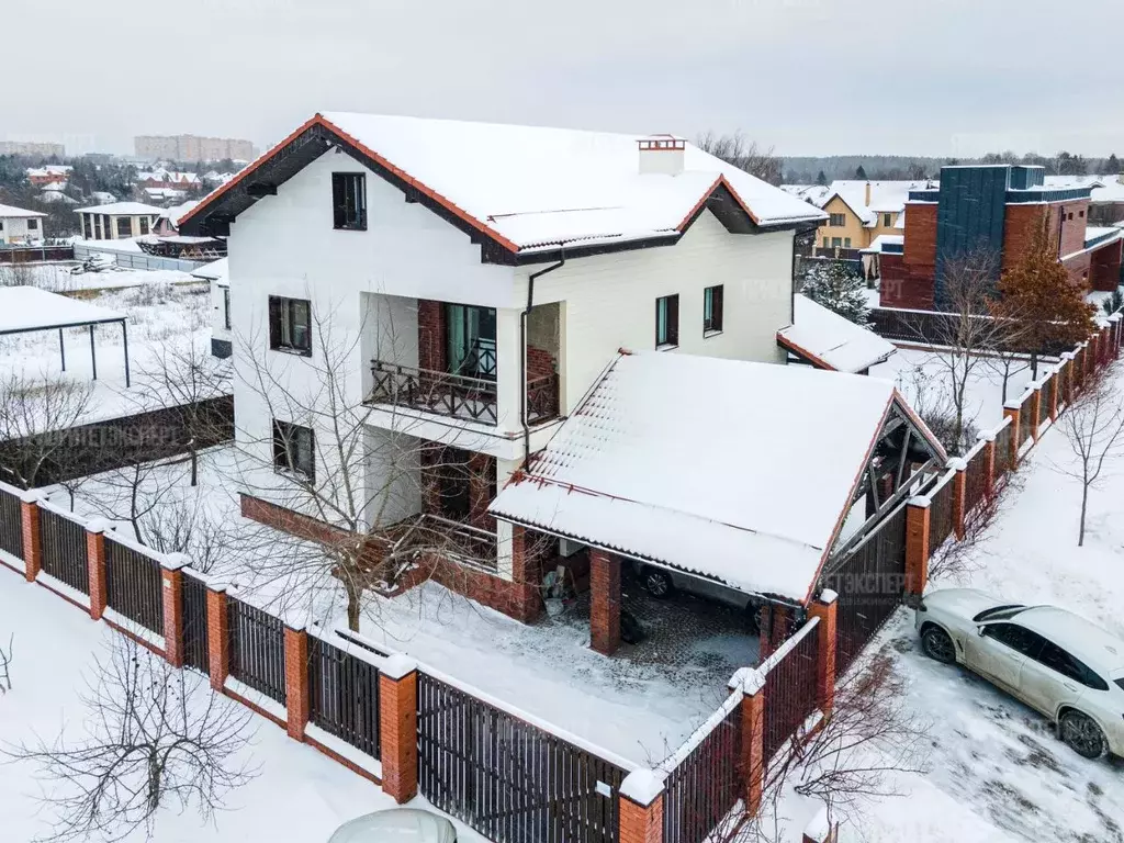 Дом в Московская область, Наро-Фоминский городской округ, д. ... - Фото 0