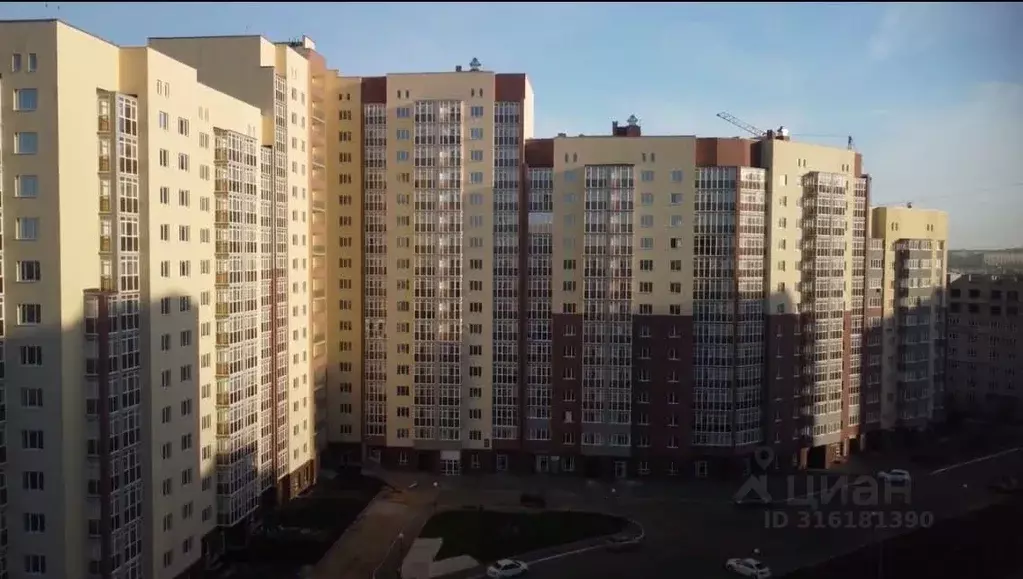2-к кв. Оренбургская область, Оренбург ул. Неплюева, 2 (75.8 м) - Фото 0