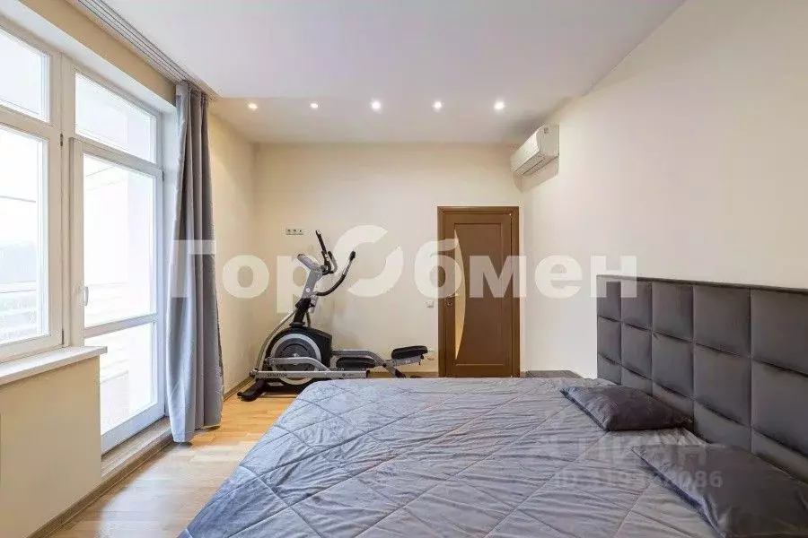 2-к кв. Москва Ярцевская ул., 27к8 (77.5 м) - Фото 1